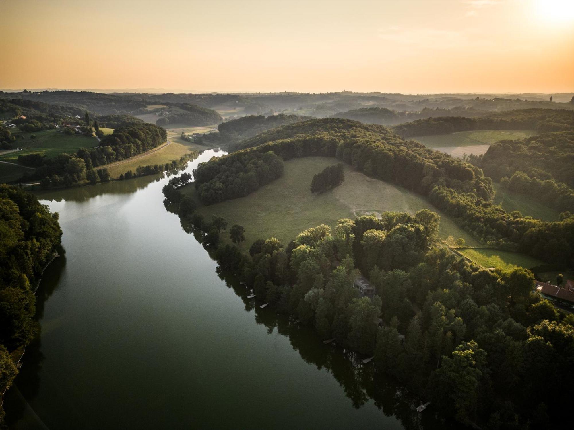 Falkensteiner Premium Camping Lake Blagus Sveti Jurij ob Scavnici Exteriér fotografie